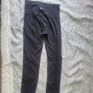 Lululemon size 4 leggings (31 length)
